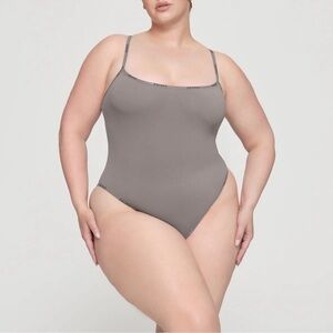 SKIMS (C4) COTTON LOGO BODYSUIT SMOKE 3X NWT